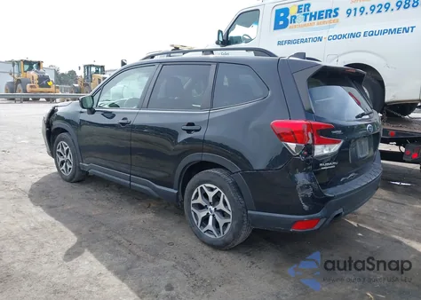2019 Subaru Forester Premium z USA, uszkodzony, nr VIN JF2SKAGC3KH583498